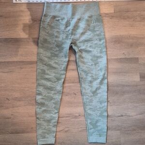 Gymshark Camouflage Leggings. No size markings , but they fit like a medium.